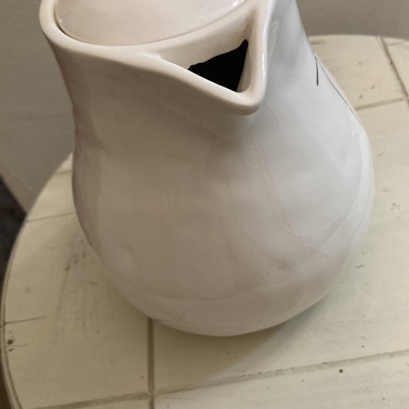 Rae Dunn teapot by  exclusive magenta with M stamp - Picture 6 of 10